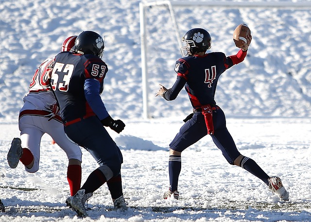 中国U22vs越南U22：拜合拉木、徐彬先发，胡荷韬、贺一然出战