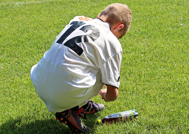 背景下面临 背景下面临